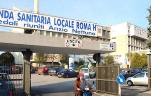 Anzio, Santori (FDI): “Zingaretti chiude reparto senologia, malate tumore costrette a curarsi ai Castelli”
