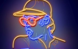 Elton John: artisti superstar nell’album “Revamp” dal 6 aprile elton