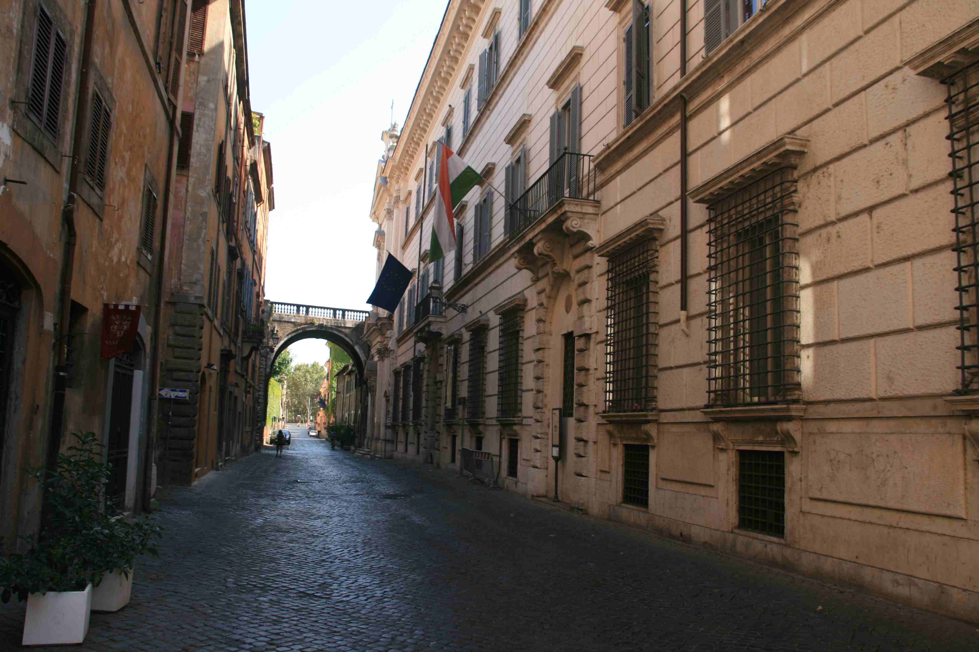 Via Giulia La Strada Di Lusso Di Roma Viviroma