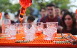 Il van di Aperol Spritz arriva a Roma per l’Aperol Spritz Festival aperol spritz
