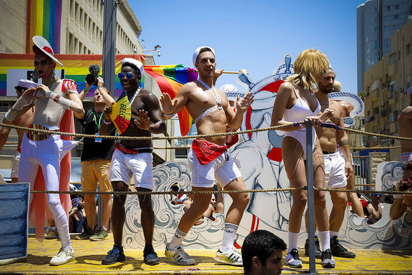 gay pride tel aviv