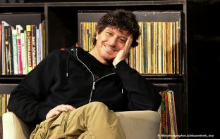 Michele La Ginestra: con “E’ cosa buona e giusta” vi farò ridere ed emozionare! Michele La Ginestra
