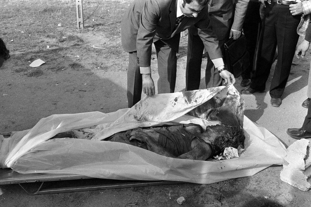Ostia ricorda Pier Paolo Pasolini a 43 anni dalla sua morte VIVIROMA Ostia ricorda Pier Paolo Pasolini a 43 anni dalla sua morte VIVIROMA
