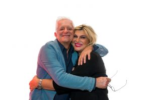 “Mafia senza piombo” duo Oppini e Rinaldi e il pizzo regalato in platea teatro tirso