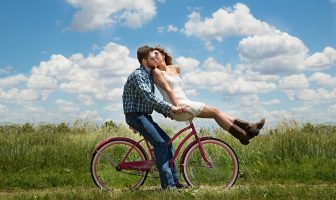 Italiani e sesso: i milanesi lo fanno di più, i romani sono i più disinibiti sesso