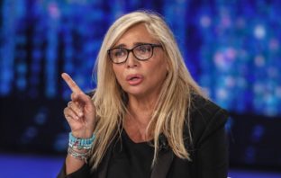 Domenica in: gli ospiti di oggi domenica in
