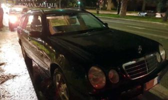 NCC abusivo e senza patente: denunciato dalla Polizia Locale polizia locale