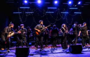 Viaggio in Italia. Cantando le nostre radici radici
