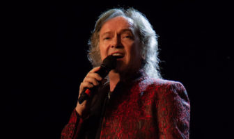“Red in BLue” Il nuovo DVD di Red Canzian Red Canzian