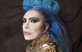Loredana Bertè doppierà la nonna in “La Famiglia Addams” – Da Halloween al cinema