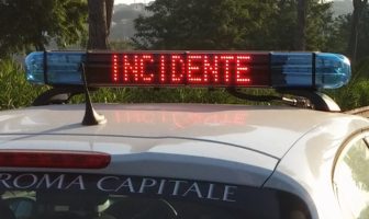 Provoca incidente e si dà alla fuga: rintracciato dalla Polizia Locale polizia locale
