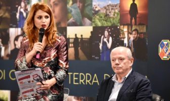 tulipani di seta nera