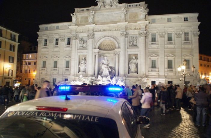 fontana di trevi