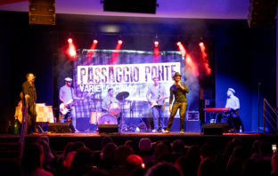 Martedì grasso di risate al Teatro Centrale con “Passaggio ponte” passaggio ponte