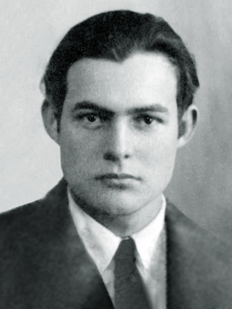 Ernest_Hemingway_1923_passport_photo