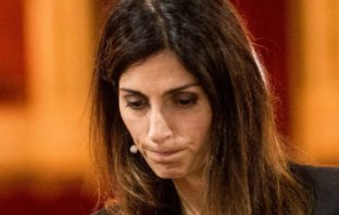 Codacons assegna alla sindaca Raggi il premio “Nerone 2021” raggi