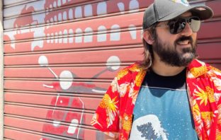 Piotta dal vivo a Roma, sabato 10 settembre il concerto al Giardino Verano piotta