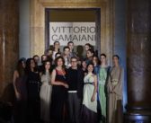 Vittorio Camaiani trionfa con la collezione Ritorno in Oriente alla Galleria del Cardinale Colonna