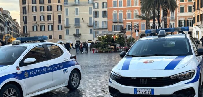 Tentano di rubare le monete dalle fontane in Piazza Navona e Piazza di Spagna