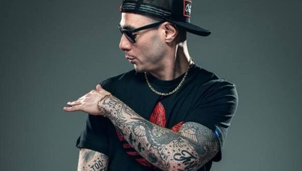 FABRI FIBRA si scaldano i motori per il nuovo tour