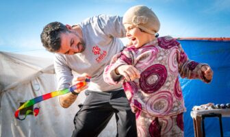 “100 Maghi per 100 Ospedali”: La Magia Diventa Terapia 100 maghi