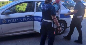 Ostia, lotta ai parcheggiatori abusivi da parte della Polizia Locale