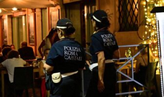 Movida, controlli della Polizia Locale nei locali pubblici e discoteche della Capitale polizia locale
