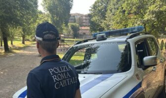 Fuga dopo aggressione di un rottweiler alla Fiera di Roma: rintracciata e denunciata la proprietaria polizia locale