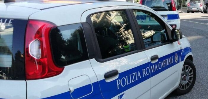 Tor Bella Monaca: agente della Polizia Locale salva un bambino investito