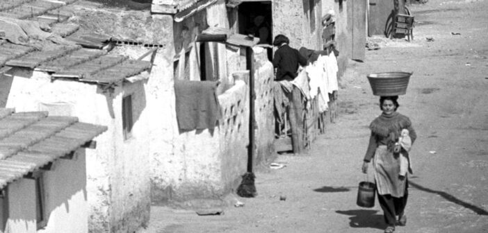 Roma oltre le mura: 1883–1960