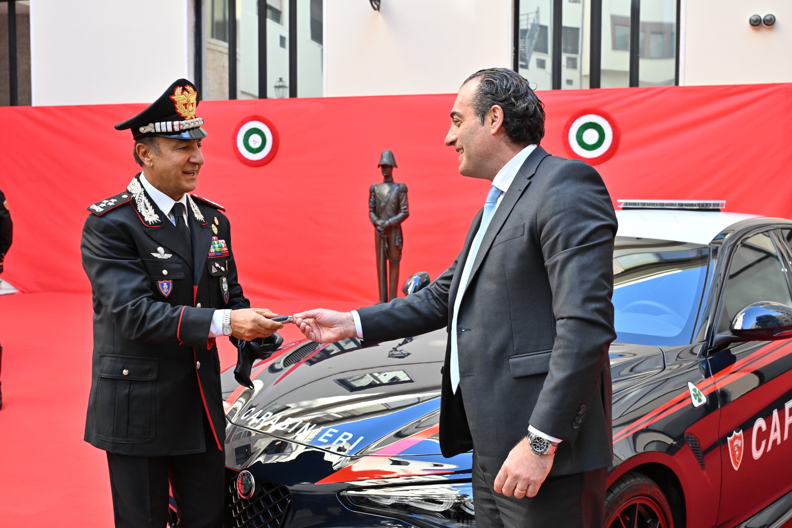 maserati carabinieri
