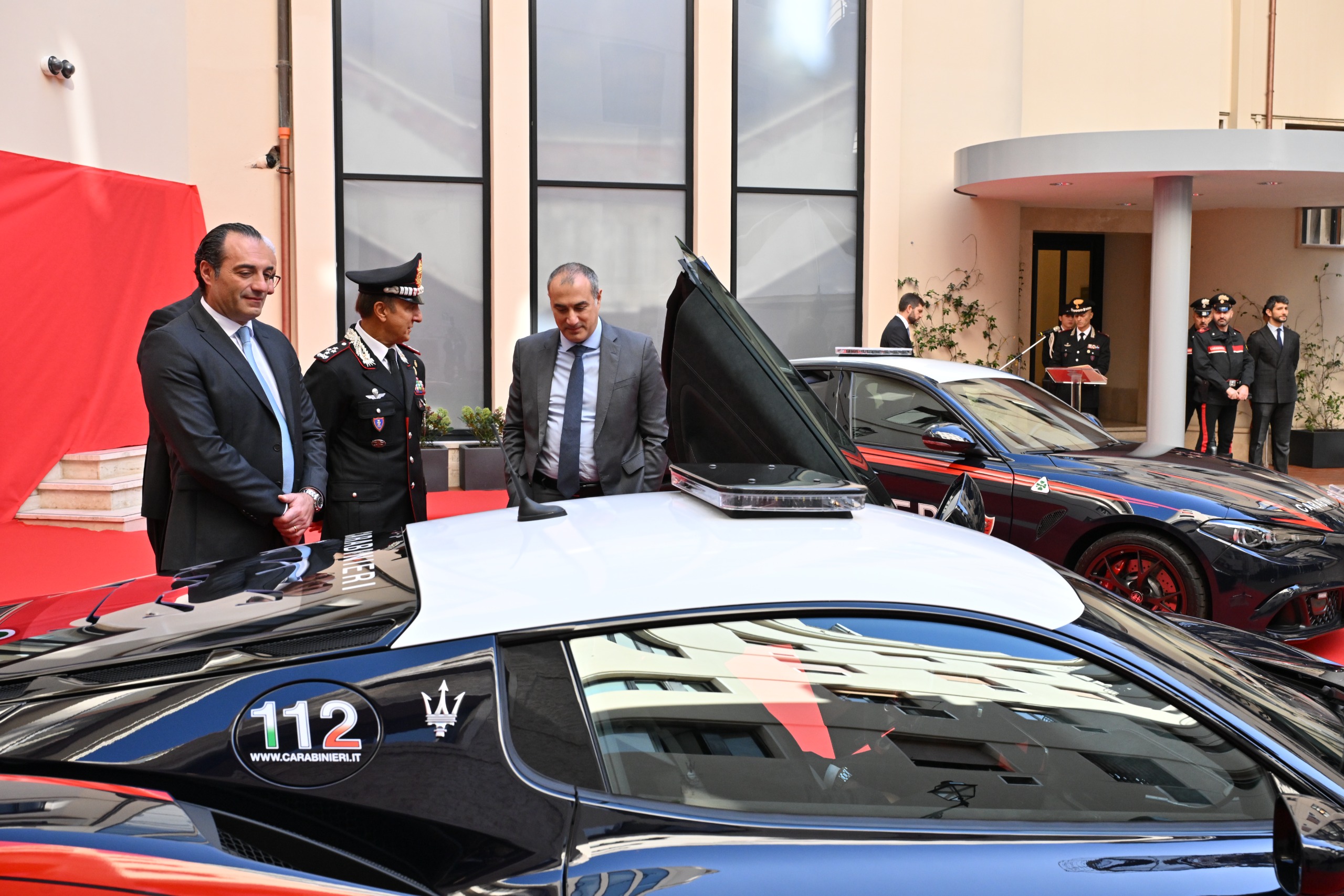 maserati carabinieri