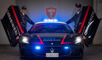 Nuove Maserati MCPURA e Alfa Romeo Giulia Quadrifoglio per l’Arma dei Carabinieri: eccellenza italiana al servizio della vita maserati carabinieri