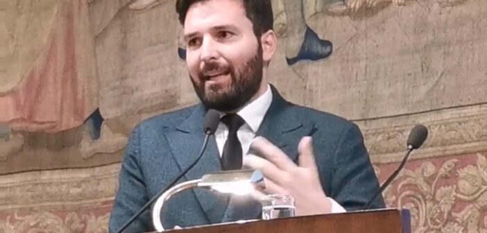 Standing Ovation a Roma: Andrea Iervolino trionfa al Premio Internazionale Enrico Caruso nella prestigiosa Sala della Regina