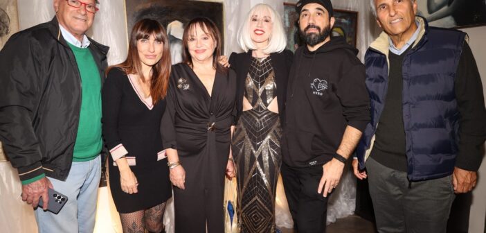 “L’Illusione Evolutiva” del Maestro Mario Russo: la magia del colore a Via Margutta