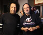 Il prog torna a far vibrare il cinema: applausi e commozione per l’ultima apparizione di James Senese in “Gli anni del prog”