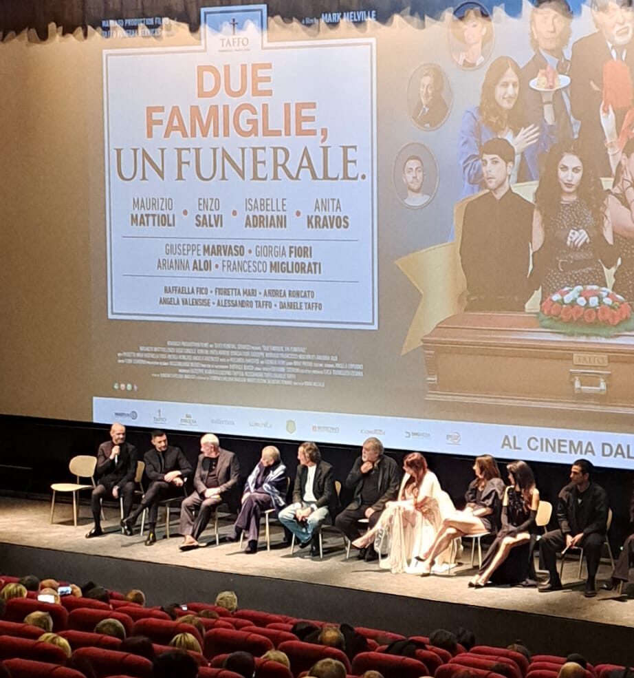 due famiglie e un funeral