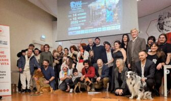 mi fa un baffo il gatto nero