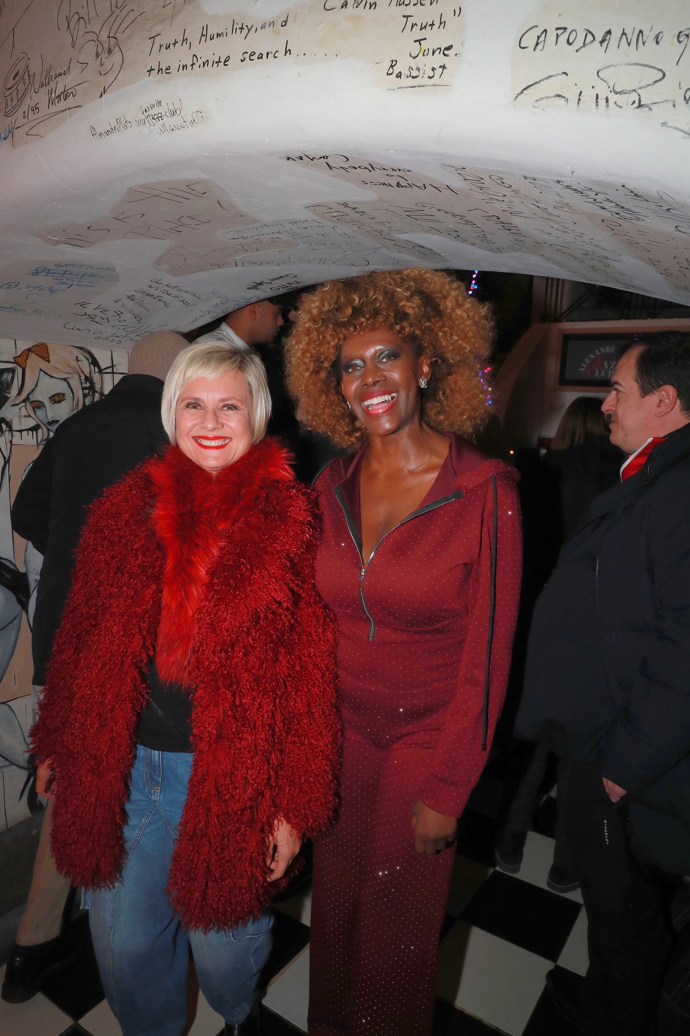 Antonella Elia, Sylvie Lubamba