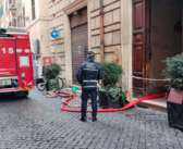 Centro Storico, doppio incendio in via dei Banchi Nuovi: evacuato lo stabile nella notte. Attivate Polizia Locale e Protezione Civile
