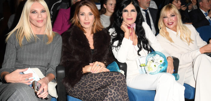 Grande successo per il 1° Premio all’Empatia e alla Gentilezza: al Teatro dè Servi una serata che celebra chi costruisce ponti nella società