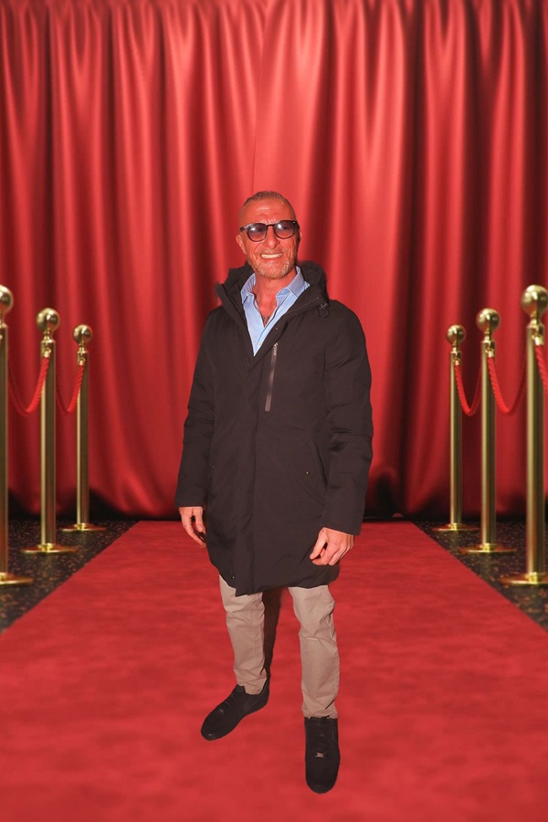 Lo youtuber e content creator Simone Carabella