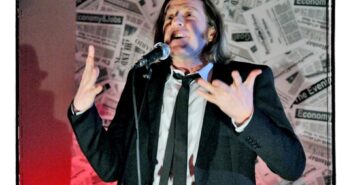 “Il Signor G”: Luca Martella riporta Gaber-Luporini sul palco dell’AlexanderPlatz