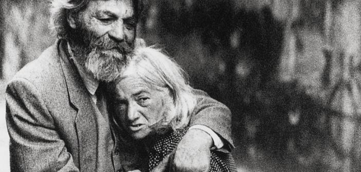 “Vite fuori fuoco, tra sogno e realtà”: il nuovo calendario Codacons 2026 firmato da Tiziana Luxardo dà volto agli invisibili