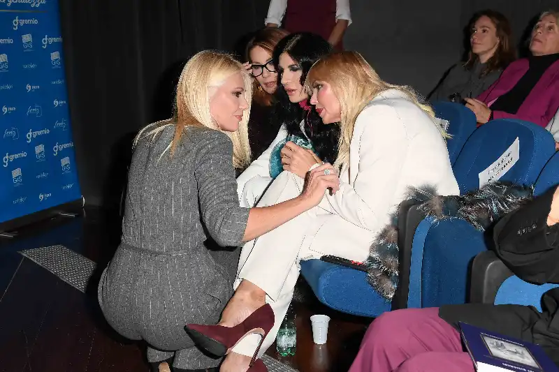 eleonora-daniele-milena-miconi-pamela-prati-matilde-brandi