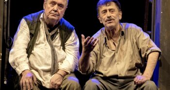 Rodolfo Laganà e Massimo Wertmuller conquistano il Teatro 7 con “Amici per la pelle” di Stefano Reali