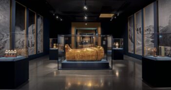 Il segreto dei Faraoni è nella luce: il progetto invisibile di Francesco Murano alle Scuderie del Quirinale