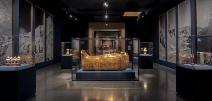 Il segreto dei Faraoni è nella luce: il progetto invisibile di Francesco Murano alle Scuderie del Quirinale