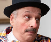 Il fascino senza tempo del teatro napoletano: al Teatro Prati Fabio Gravina riporta in scena “‘O tuono ’e marzo” di Vincenzo Scarpetta