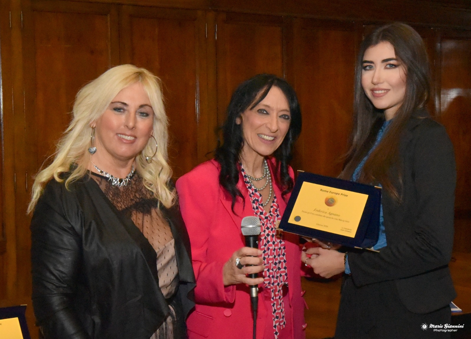 Ester Campese premia F Agnano, con Valeri